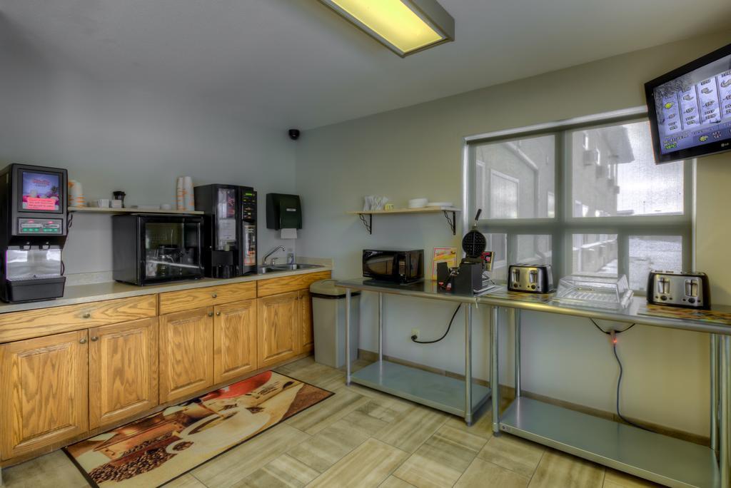 Econo Lodge Ρεγκίνα Εξωτερικό φωτογραφία